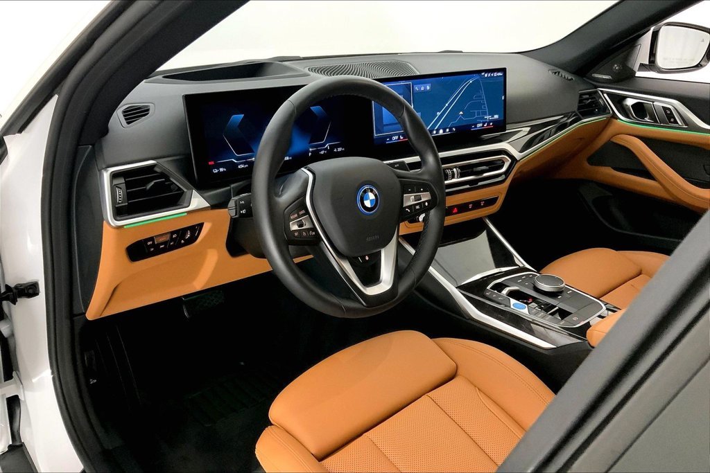 Certified Used 2024 Mineral White Metallic BMW  image 20