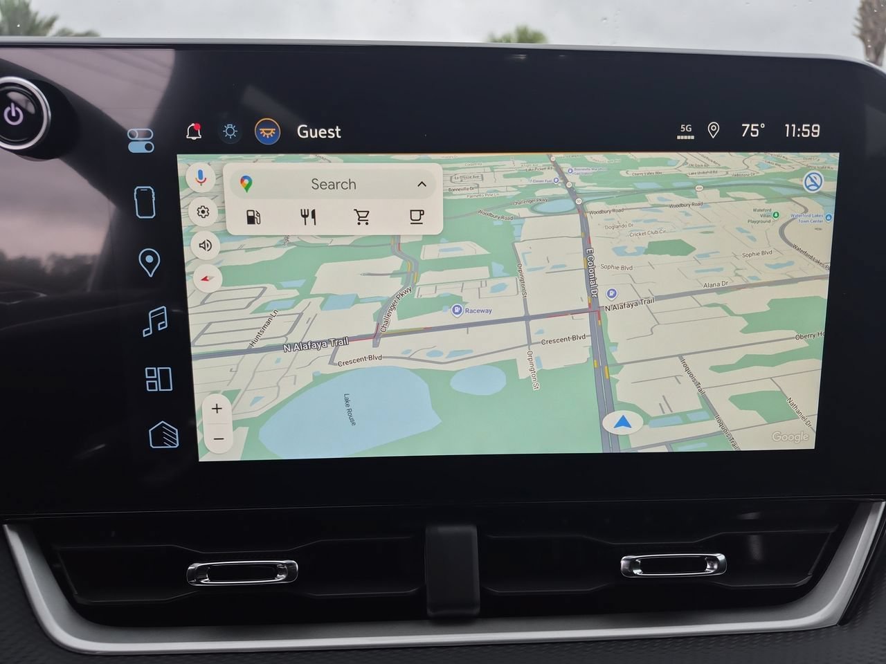 2027 Chevrolet Equinox LT - Photo 14