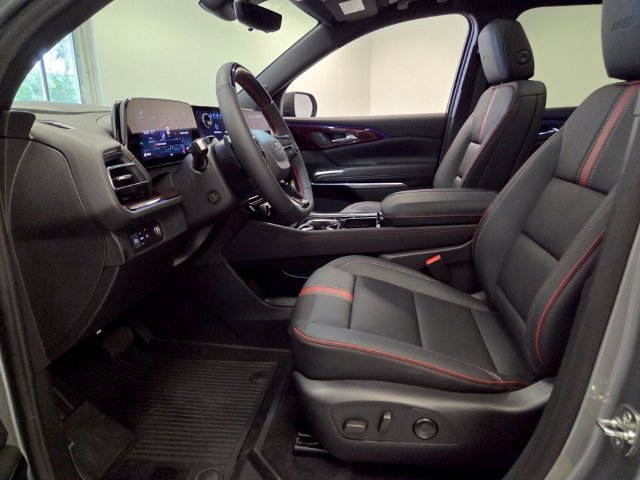 2027 Chevrolet Traverse RS - Photo 12