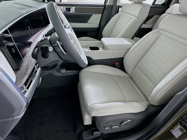 New 2025 Hyundai SANTA FE Calligraphy