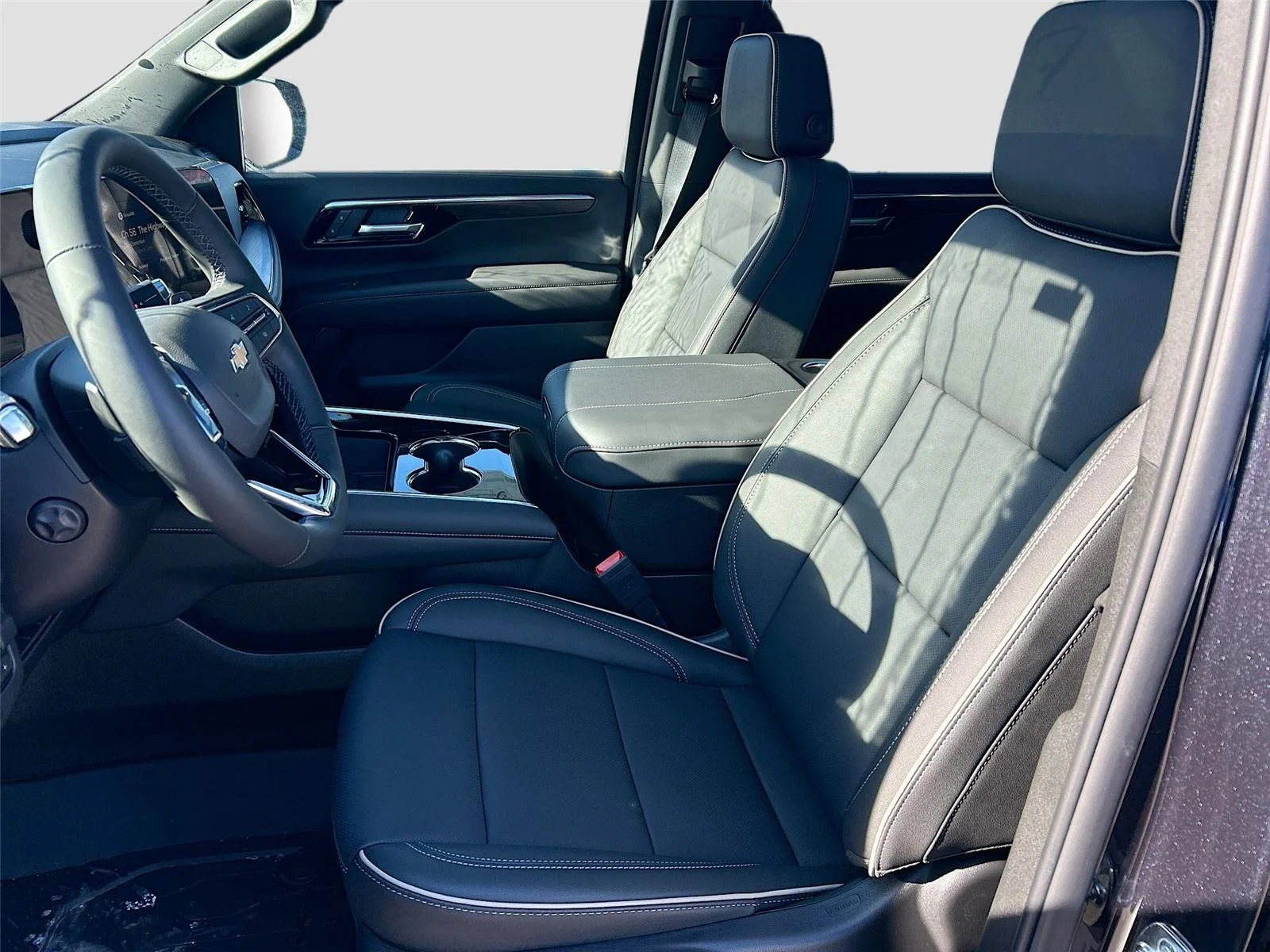 2026 Chevrolet Suburban Premier - Photo 22