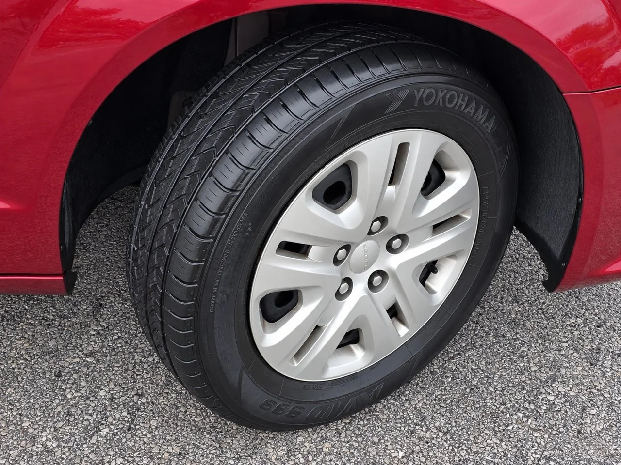 Used 2019 Octane Red Pearlcoat Dodge SE image 7