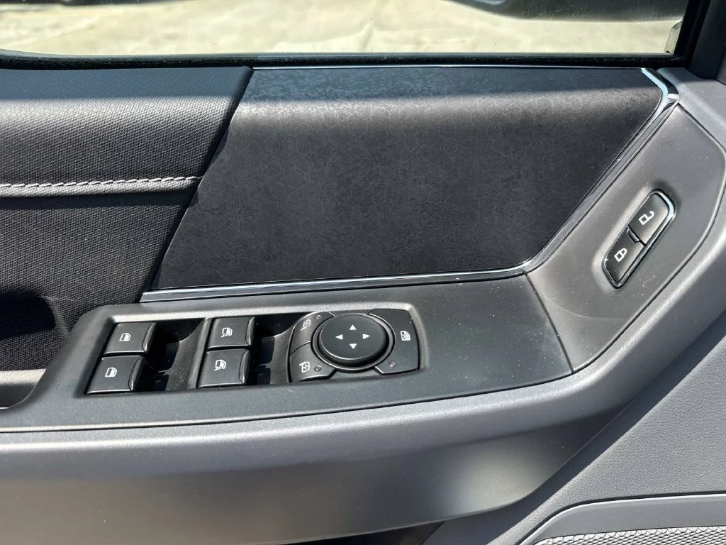 New 2026 Oxford White Ford XLT image 36