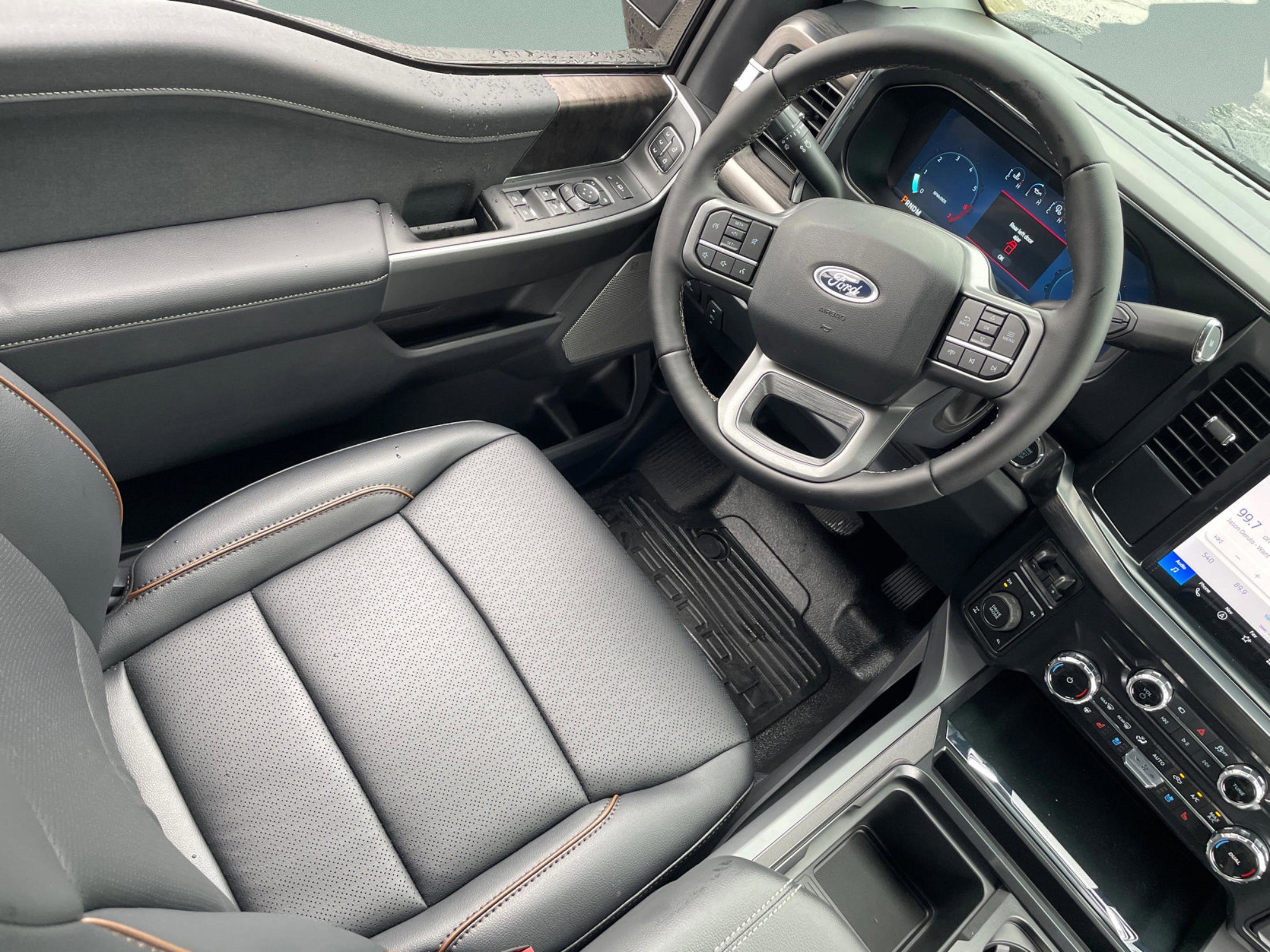 2026 Ford F-350 Super Duty Lariat - Photo 13