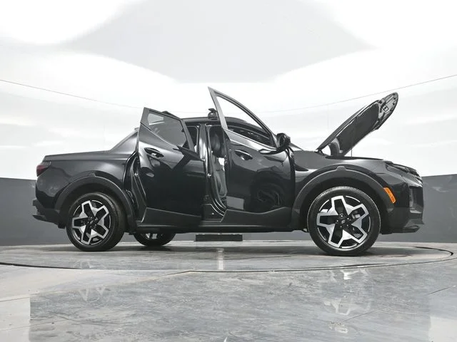 Used 2023 Black Hyundai Limited image 31