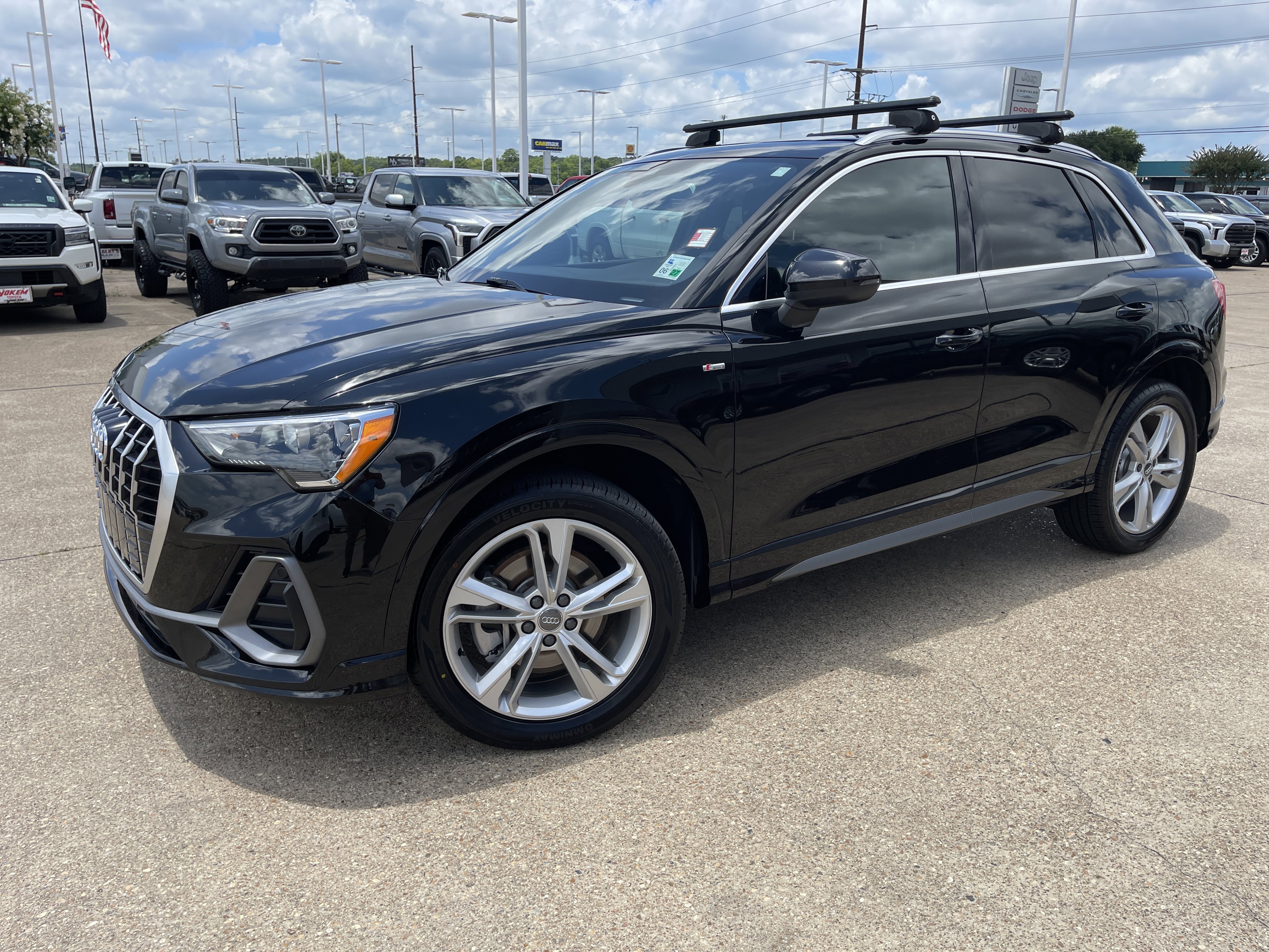 2020 Audi Q3 45 TFSI S Line Premium quattro's photo