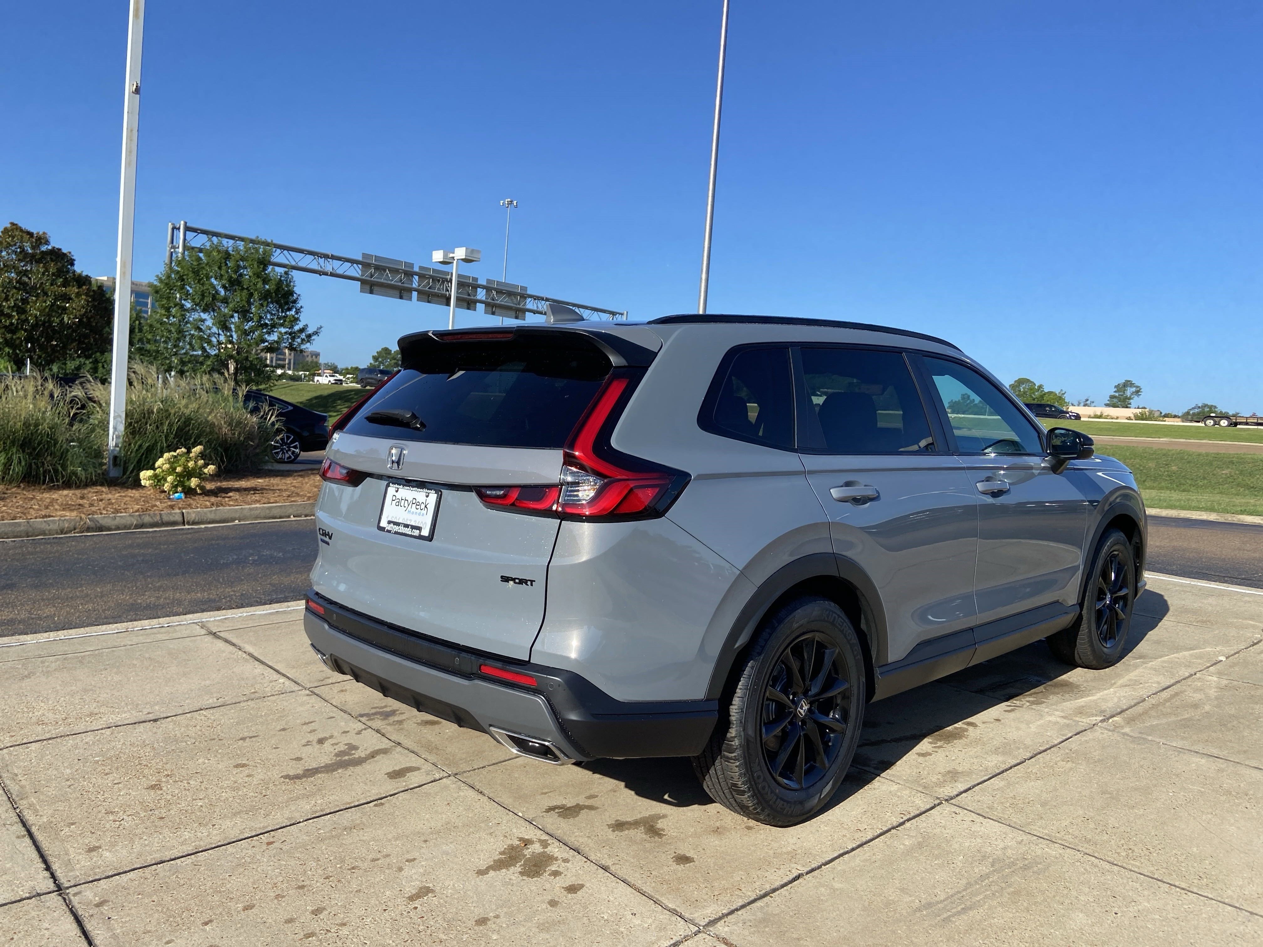New 2026 Urban Gray Pearl Honda Sport-L image 10