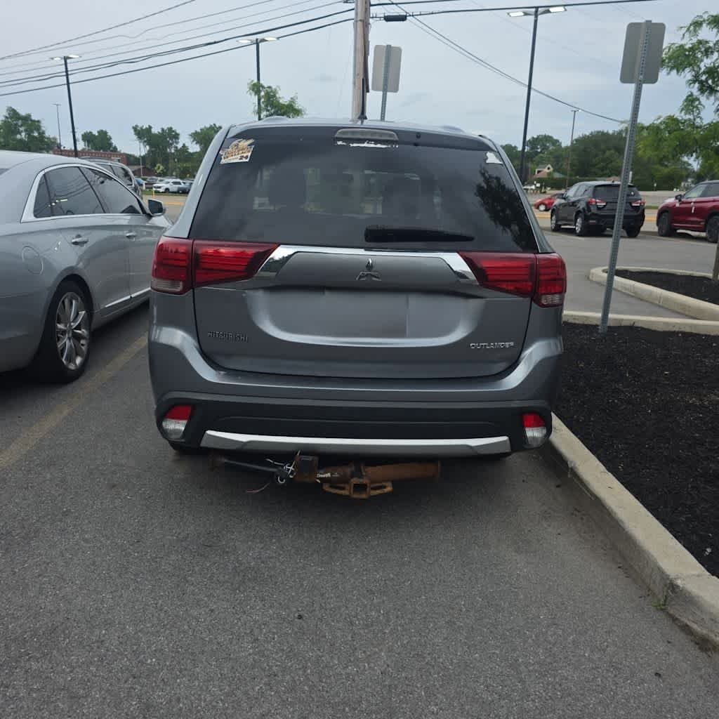 Used 2016 Mercury Gray Metallic Mitsubishi ES image 2