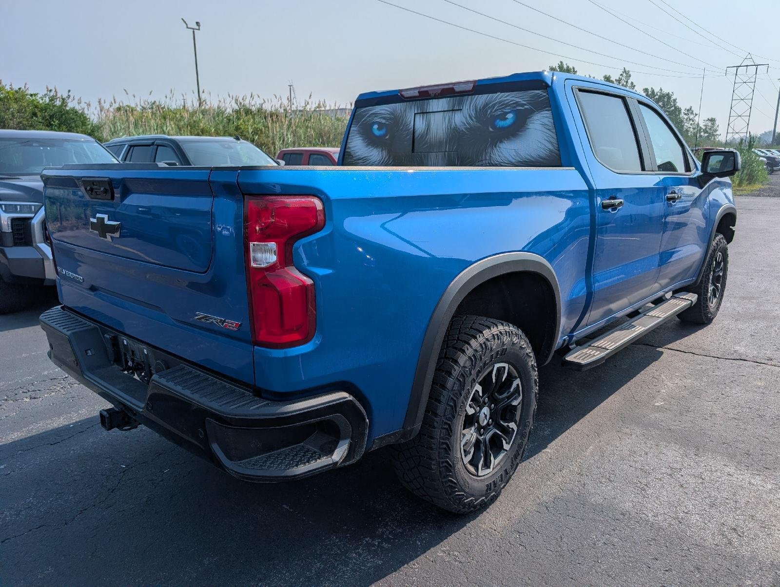 Used 2022 Glacier Blue Metallic Chevrolet ZR2 image 7