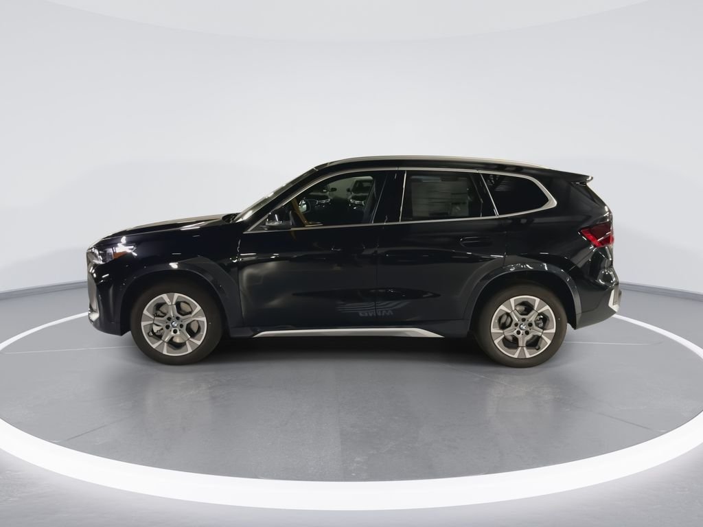 Used 2026 Black BMW xDrive28i image 5