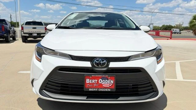 New 2026 White Toyota LE image 2