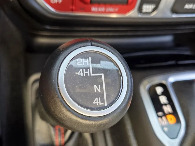 Used 2020 Gray Clearcoat JEEP RUBICON image 23