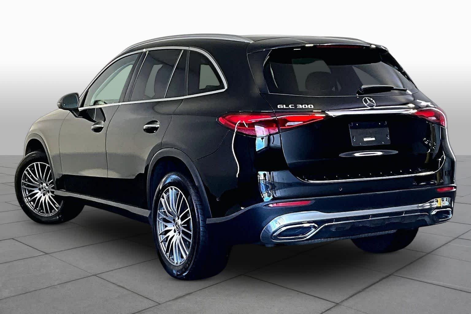 Certified Used 2023 Black Mercedes-Benz GLC 300 image 12