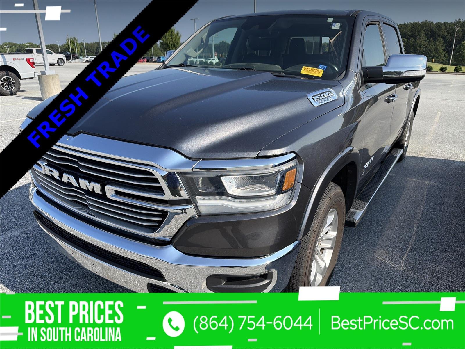 2022 RAM 1500 Laramie 4x4 Crew Cab 5'7's photo