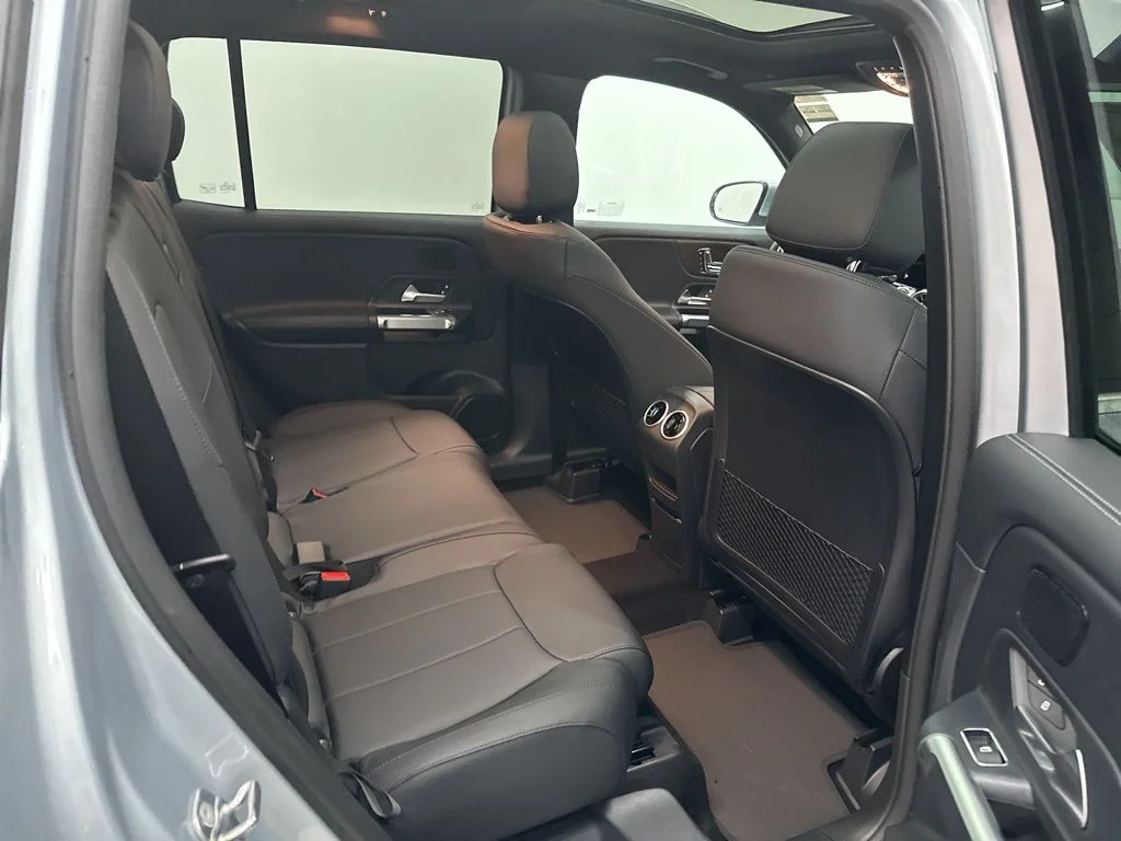 Used 2026 Silver Mercedes-Benz GLB 250 image 24