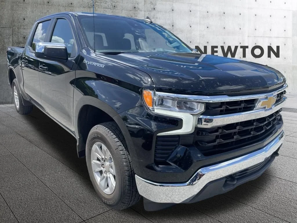 Used 2022 Black Chevrolet LT image 1
