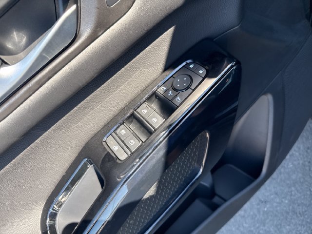 New 2026 Super Black Nissan Platinum image 11