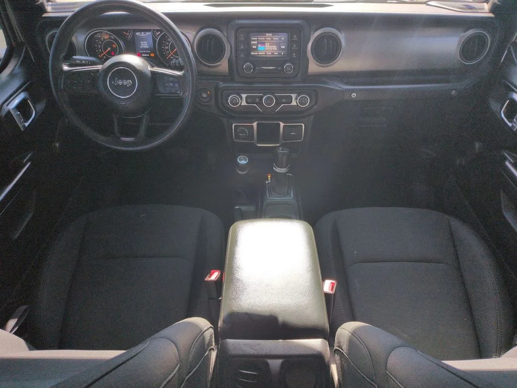 Used 2021 Gray Jeep Unlimited Sport image 13
