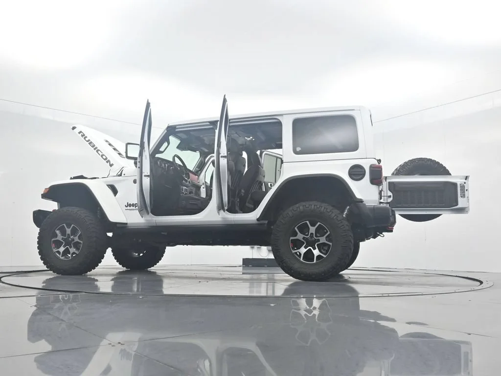 Used 2021 White Jeep Unlimited Rubicon image 44