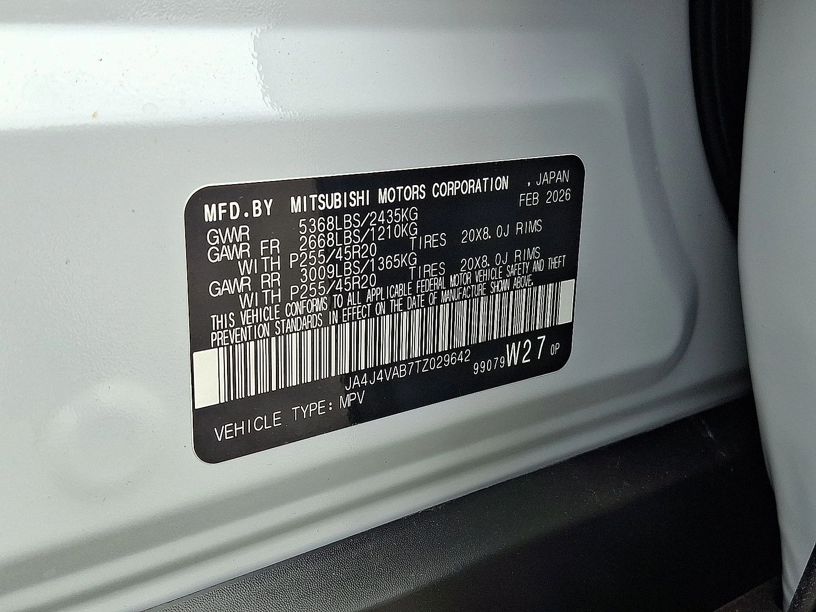 New 2026 White Mitsubishi LE image 22