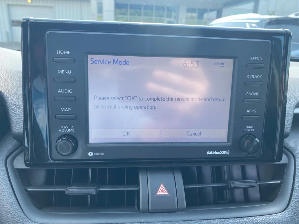 Used 2021 Black Toyota XLE image 23