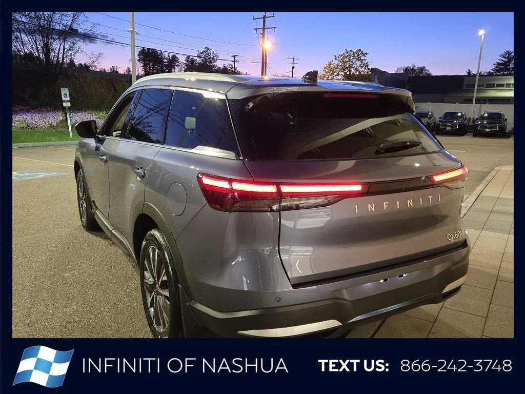 New 2027 MOONBOW BLUE INFINITI Luxe AWD image 12