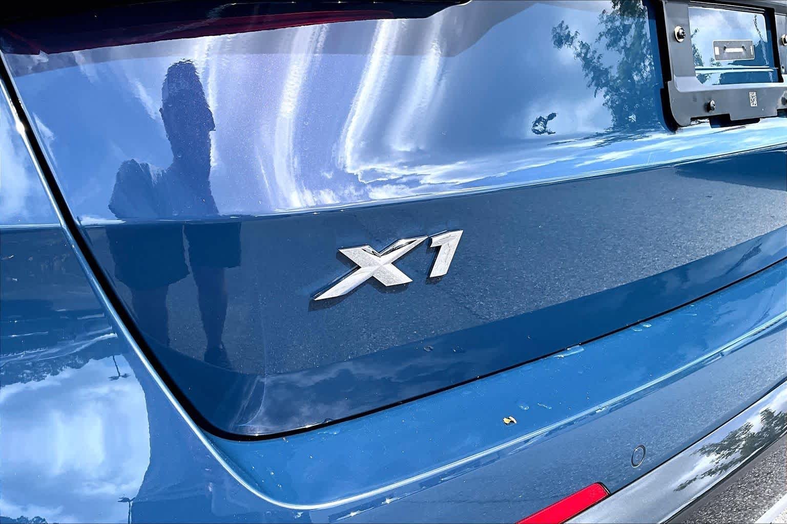 New 2026 Night Dusk Blue Metallic BMW xDrive28i image 15