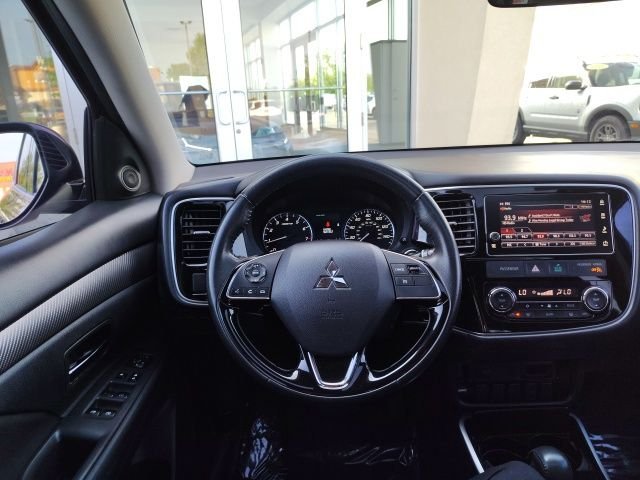 Used 2017 Black Mitsubishi SE image 13
