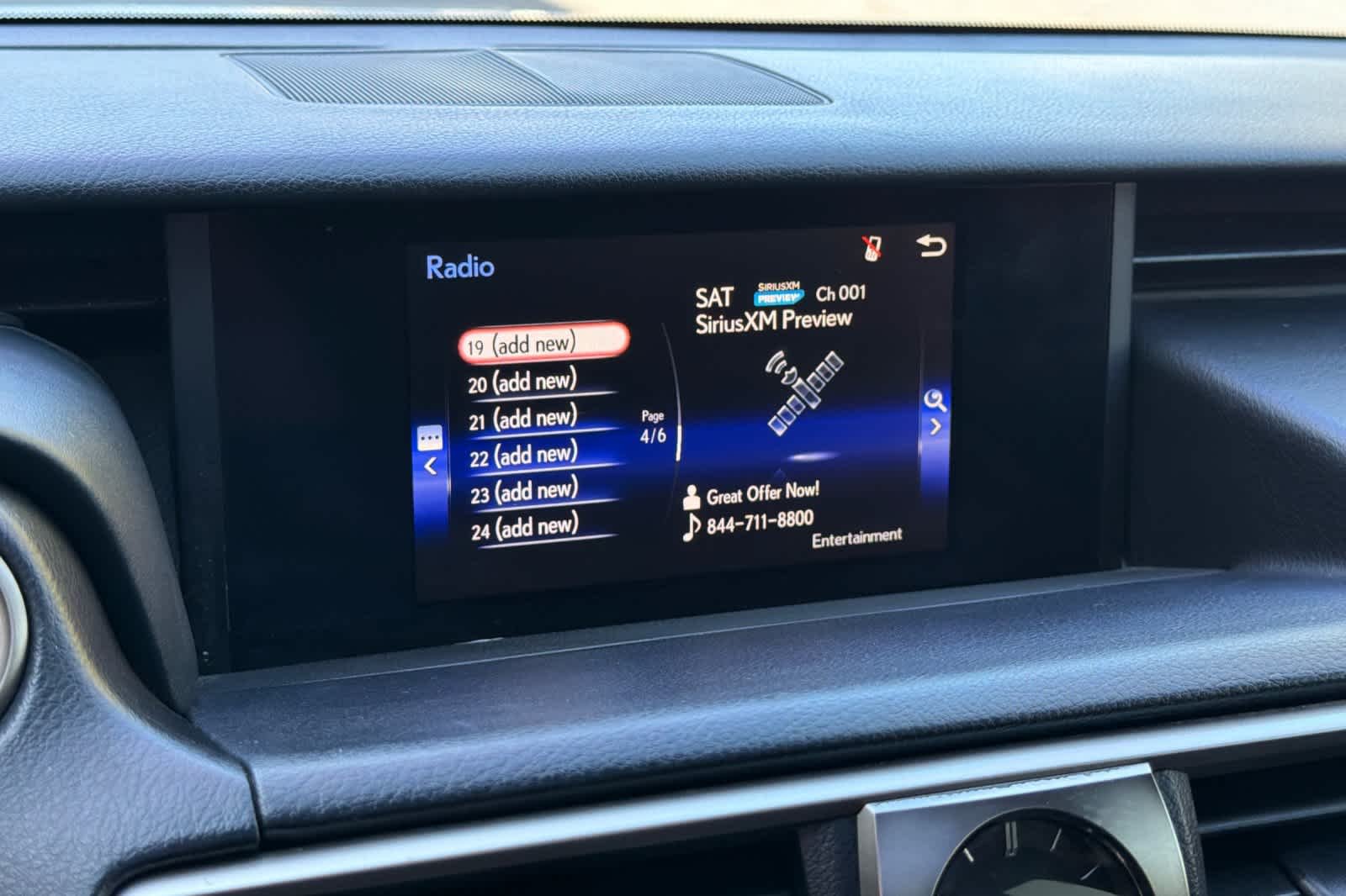 Used 2019 Eminent White Pearl Lexus  image 19