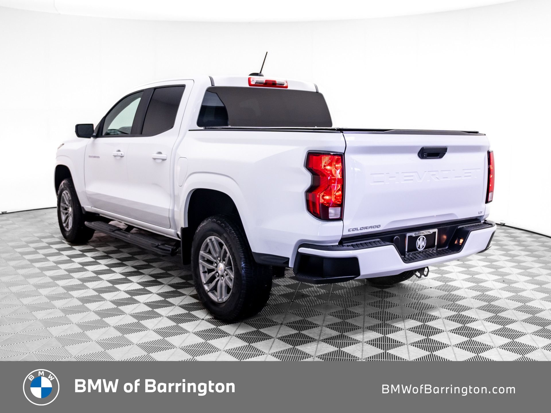 Used 2024 White Chevrolet LT image 3