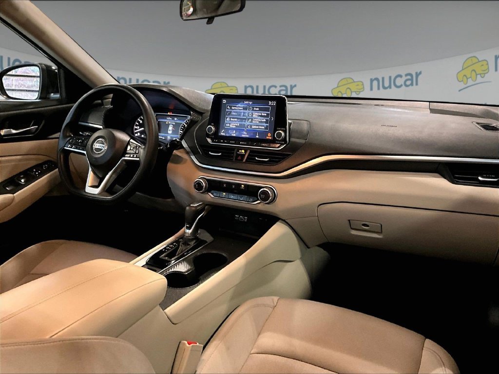 Used 2020 Black Nissan 2.5 S image 14
