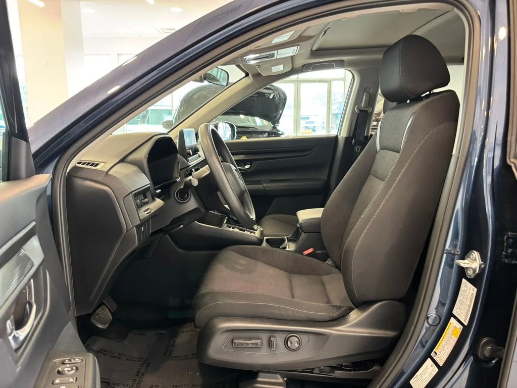 Used 2024  Honda EX image 13