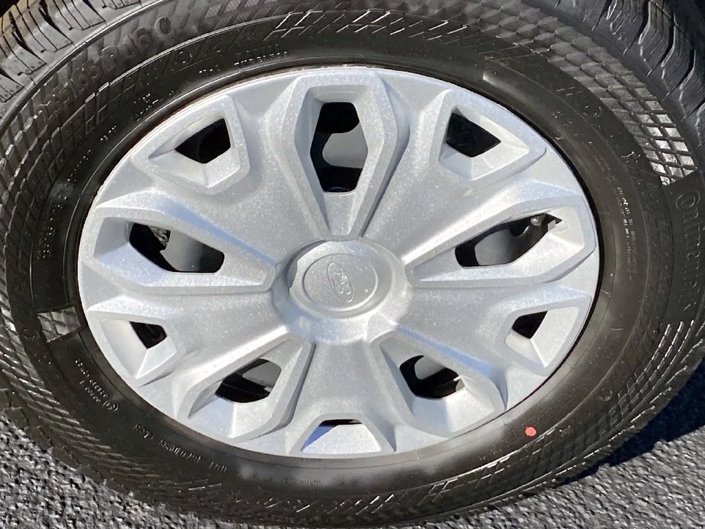 Used 2024 White Ford  image 29