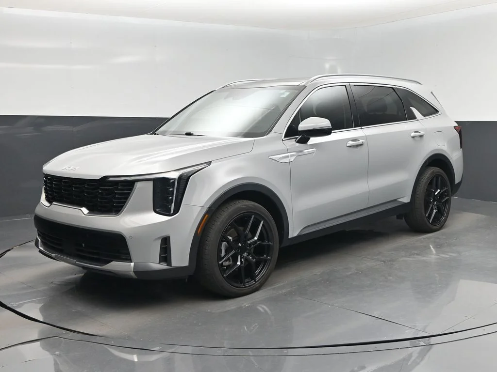 Certified Used 2024 Gray Kia EX image 22