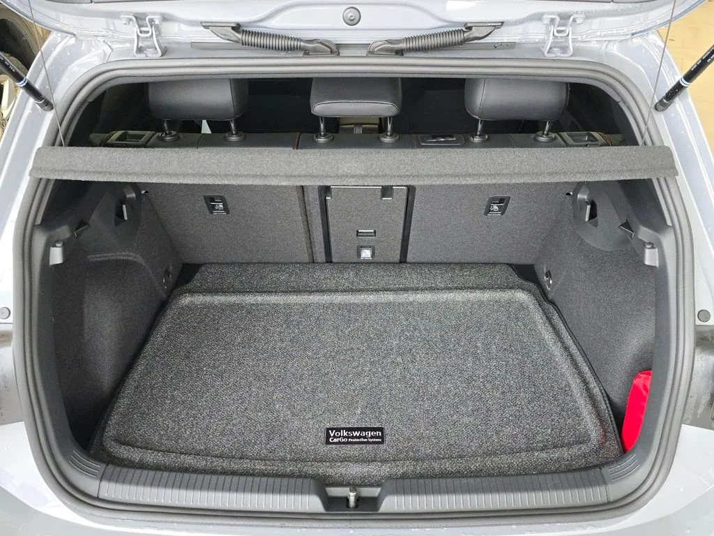2026 Volkswagen Golf GTI SE - Photo 12