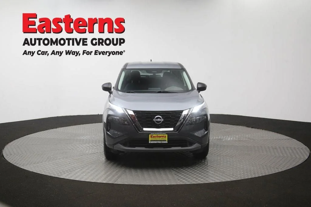 Used 2023 Gray Nissan S image 55