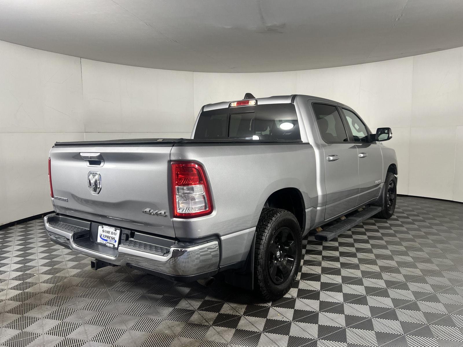 Used 2022 Billet Silver Metallic Clearcoat Ram Big Horn image 29