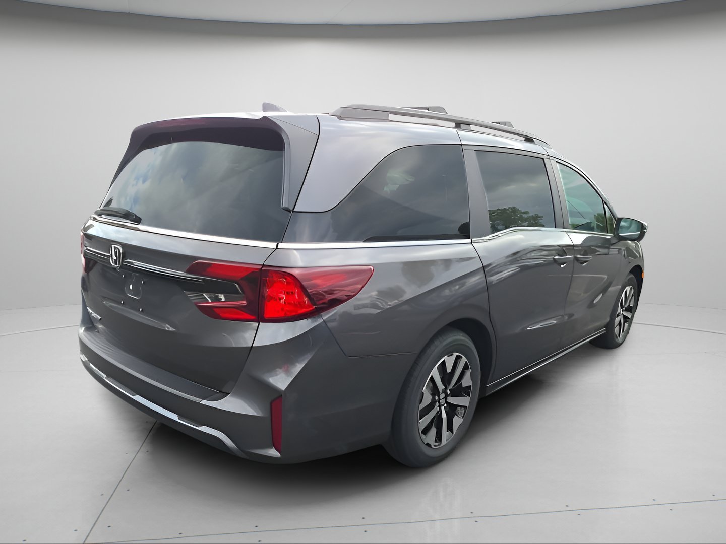 New 2027 Modern Steel Metallic Honda EX-L image 8