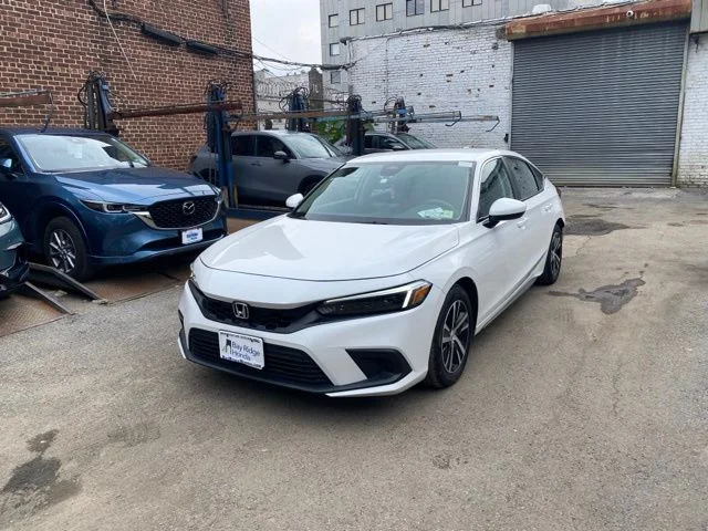 Used 2024  Honda LX image 1