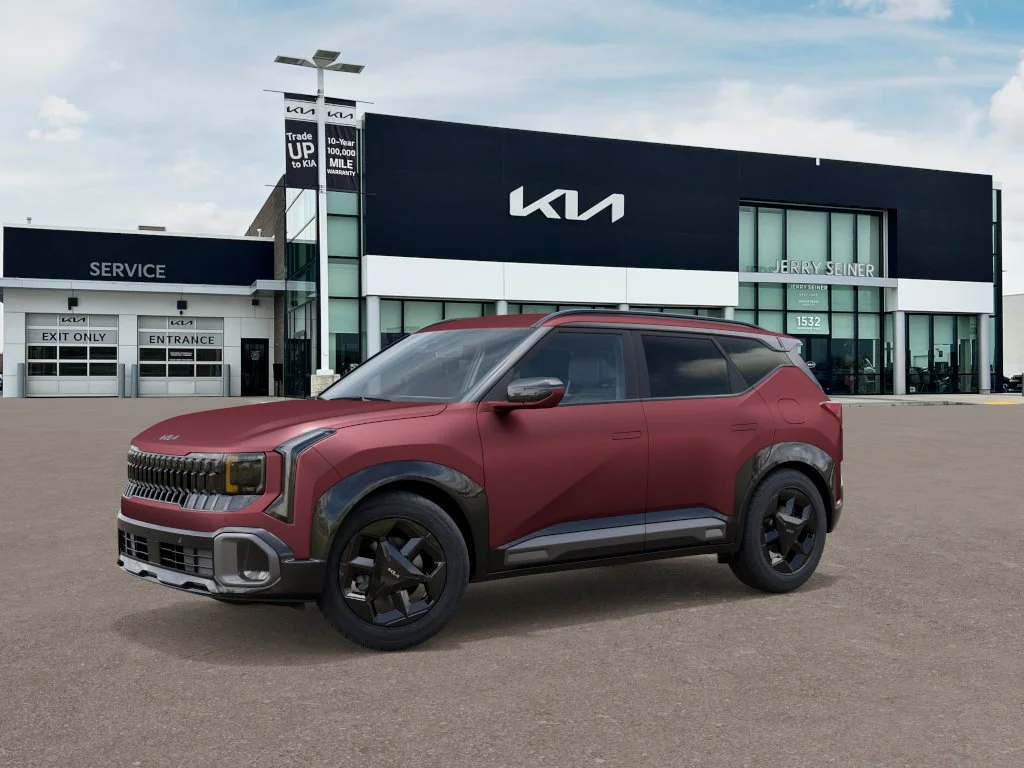 New 2027 Magma Red Matte Kia X-Line S image 3