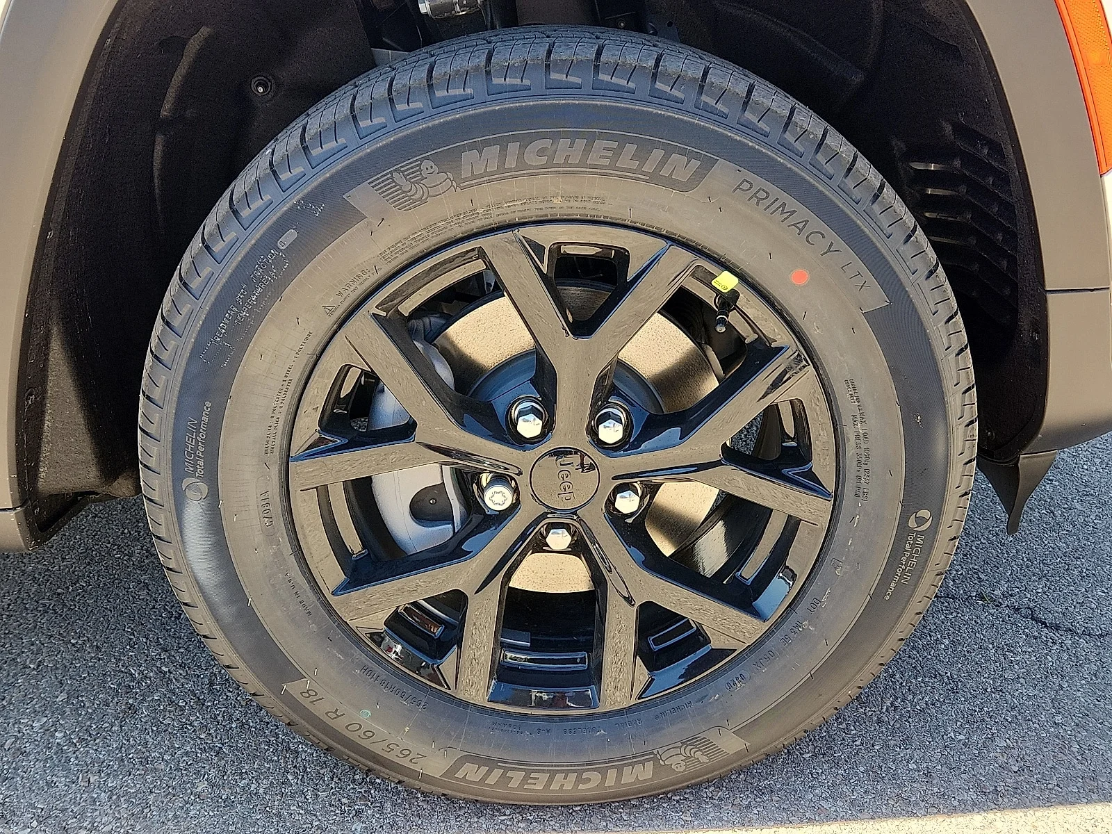 New 2026 Silver Zynith Jeep LAREDO ALTITUDE 4X4 image 7