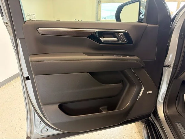 New 2027 Sterling Gray Metallic Chevrolet Premier image 53