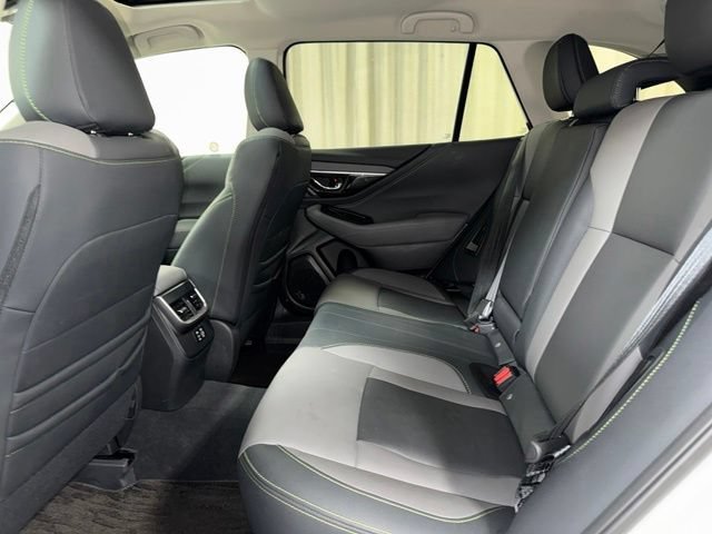 Used 2025 Crystal White Pearl Subaru Onyx Edition image 18