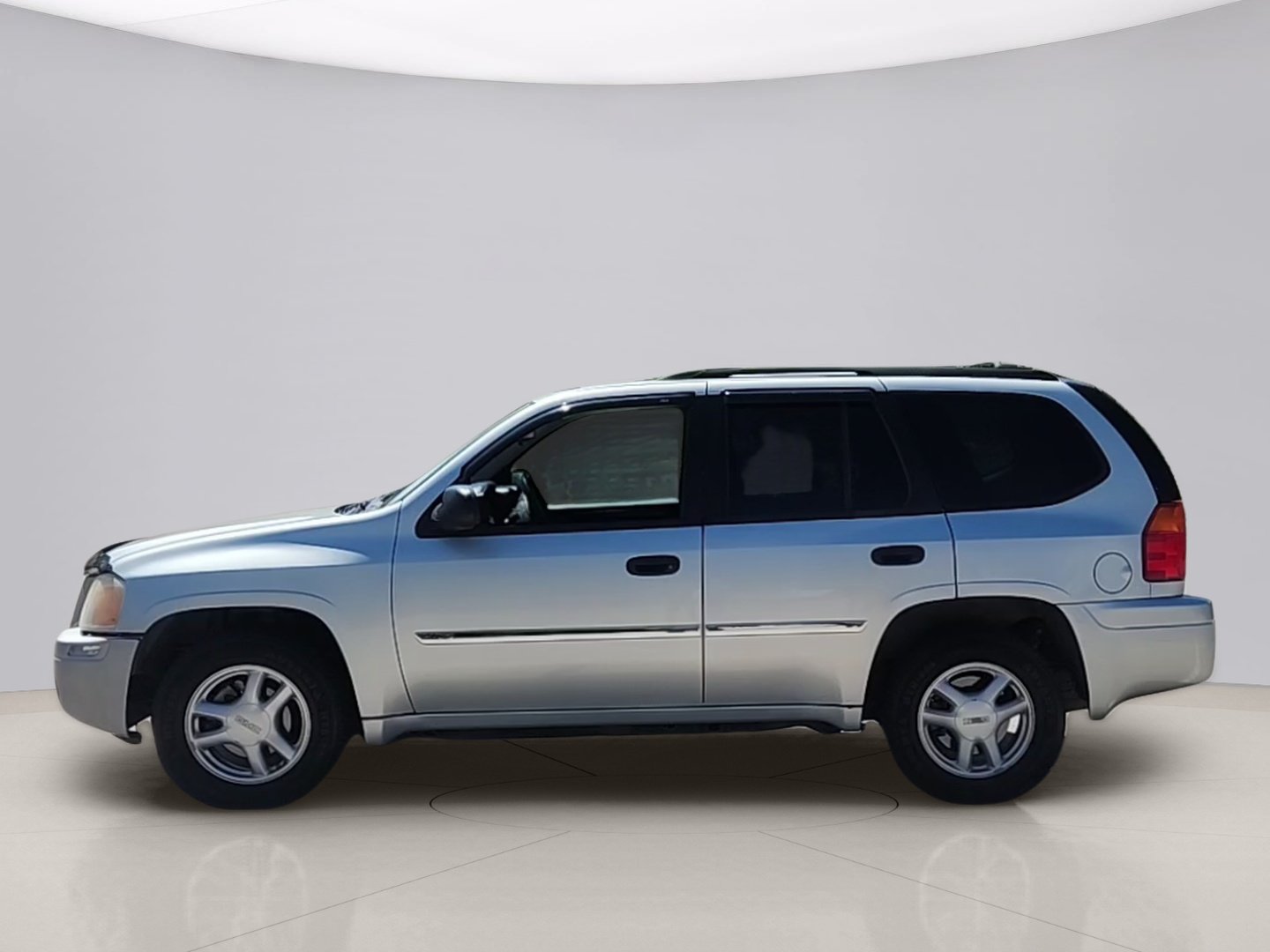 Used 2008 Silver Gmc SLE FLEET image 2
