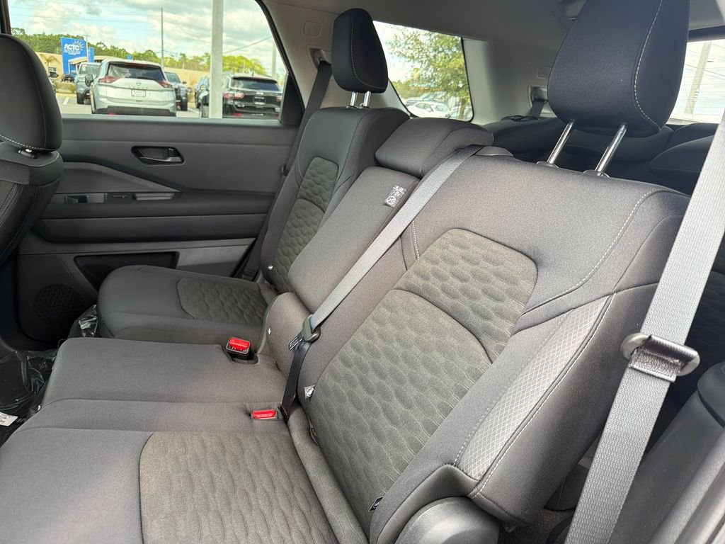 New 2026 Nissan Pathfinder SV 4D Sport Utility