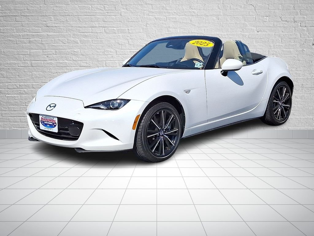 2025 Mazda MX-5 Miata Grand Touring Auto's photo