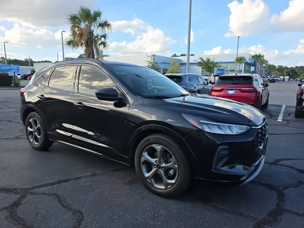Used 2023 Black Ford ST-Line image 1