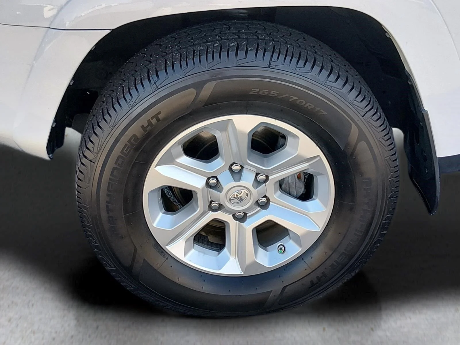 Used 2019 Super White Toyota SR5 Premium image 11