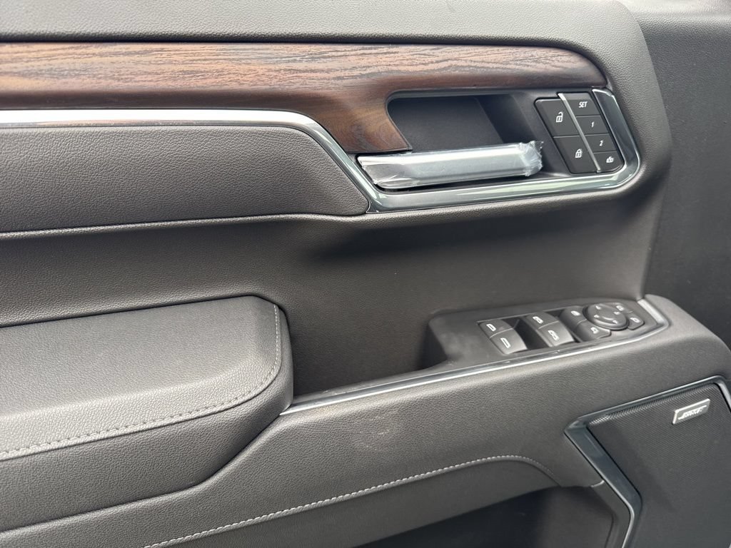 2026 GMC Sierra 1500 SLT - Photo 10