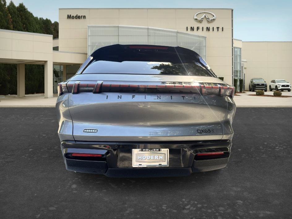New 2027 GRAPHITE SHADOW INFINITI SPORT image 24